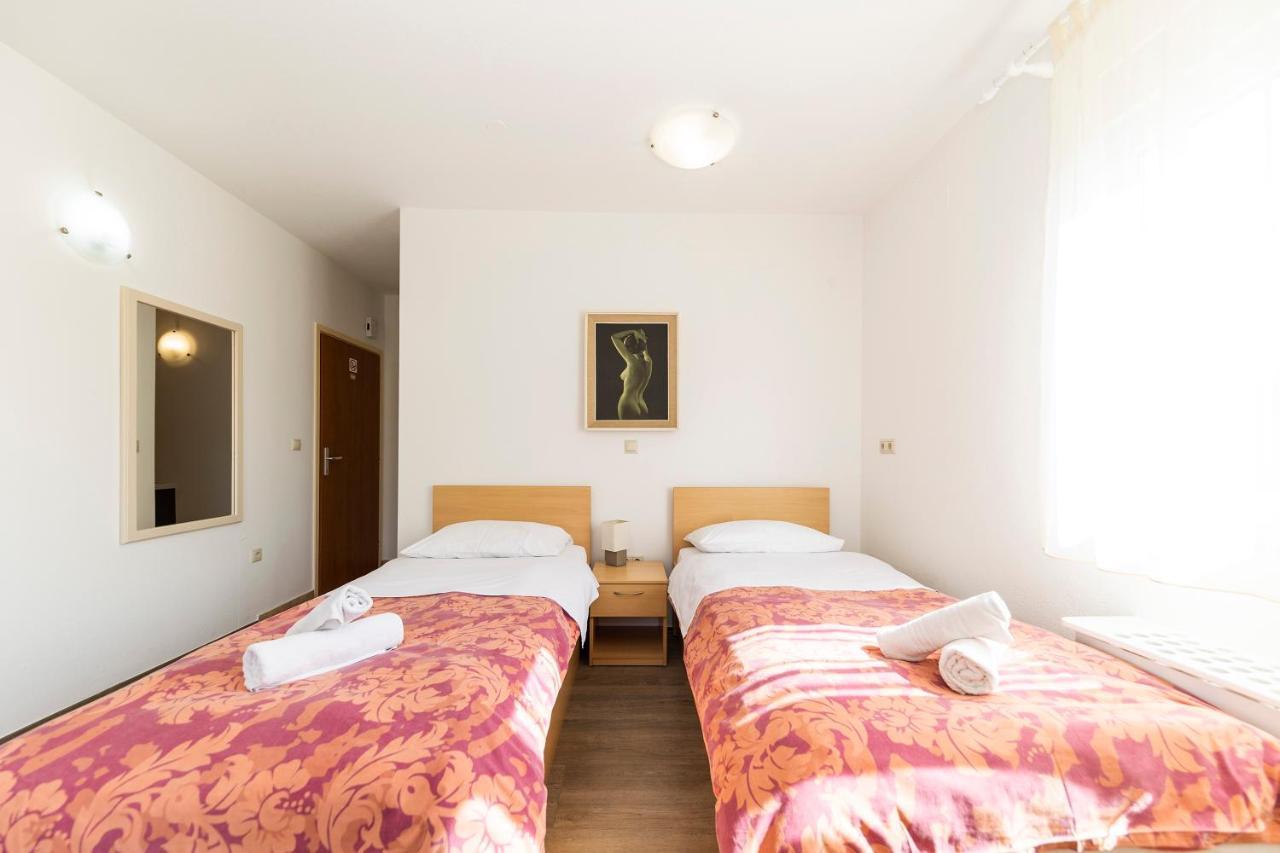 Guest house Irena Zadar
