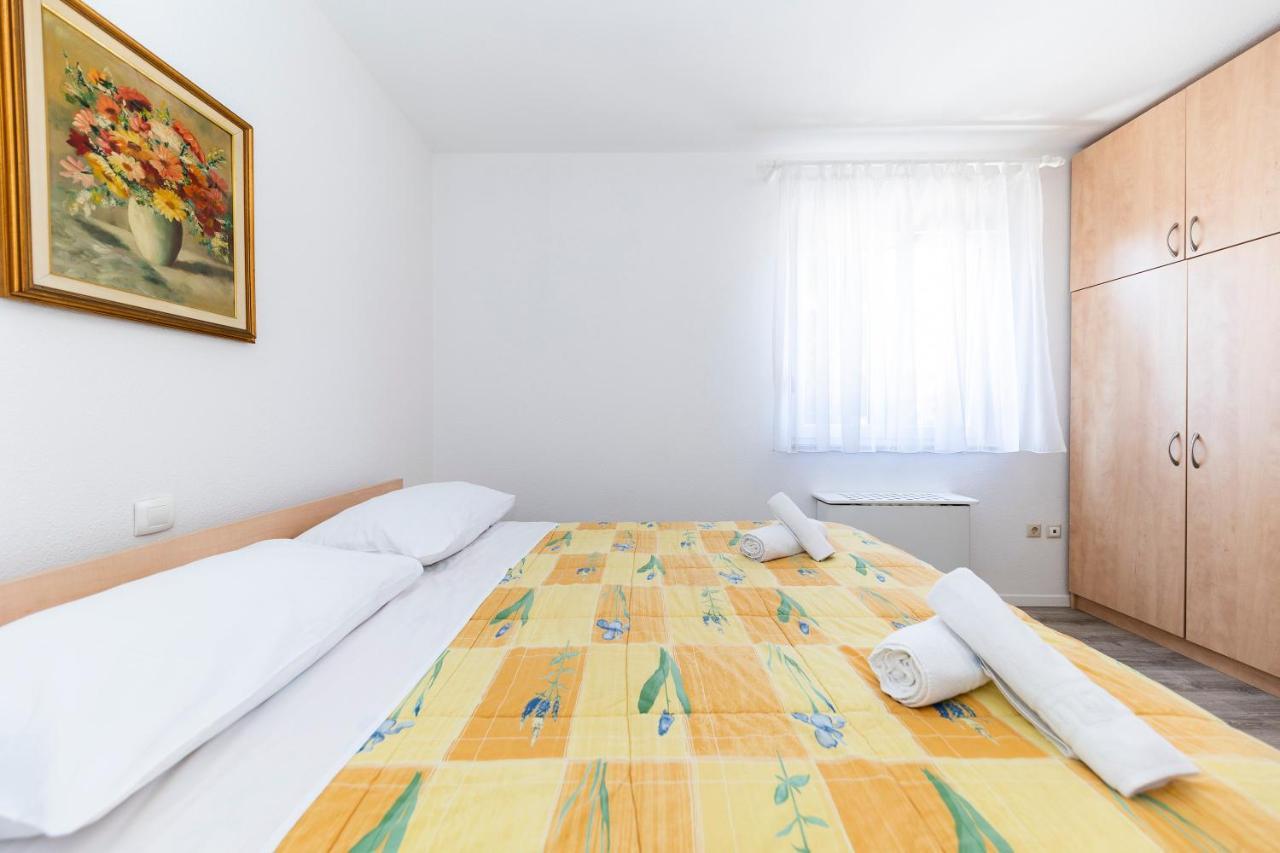 Irena Guest house