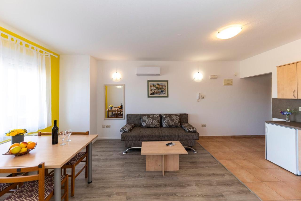 Irena Guest house