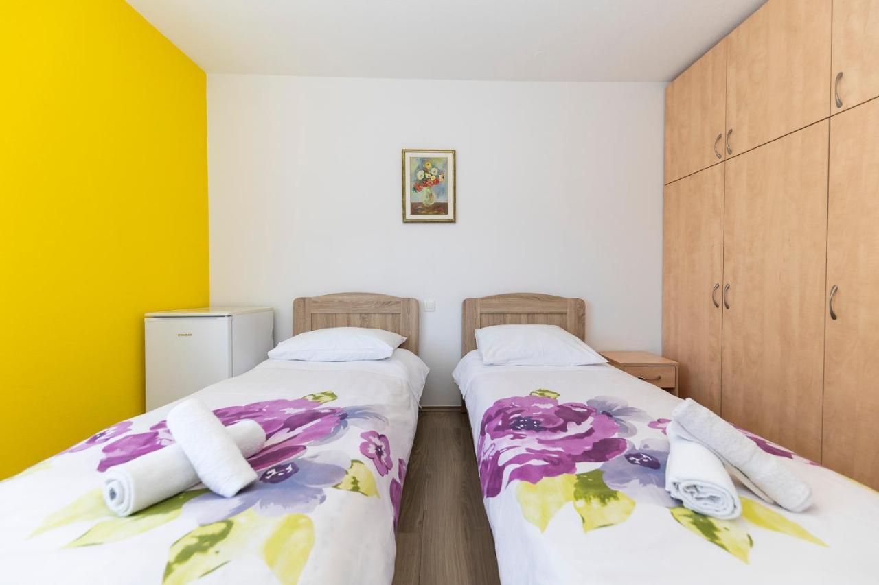 Guest house Irena 3*